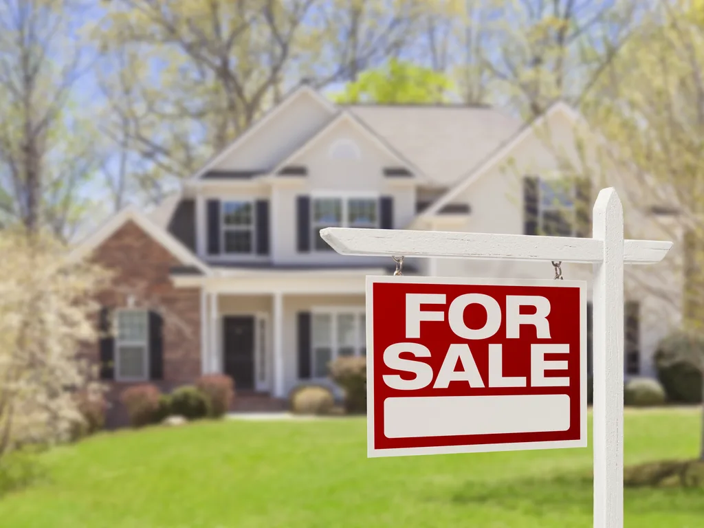 8 Different Jobs in Real Estate